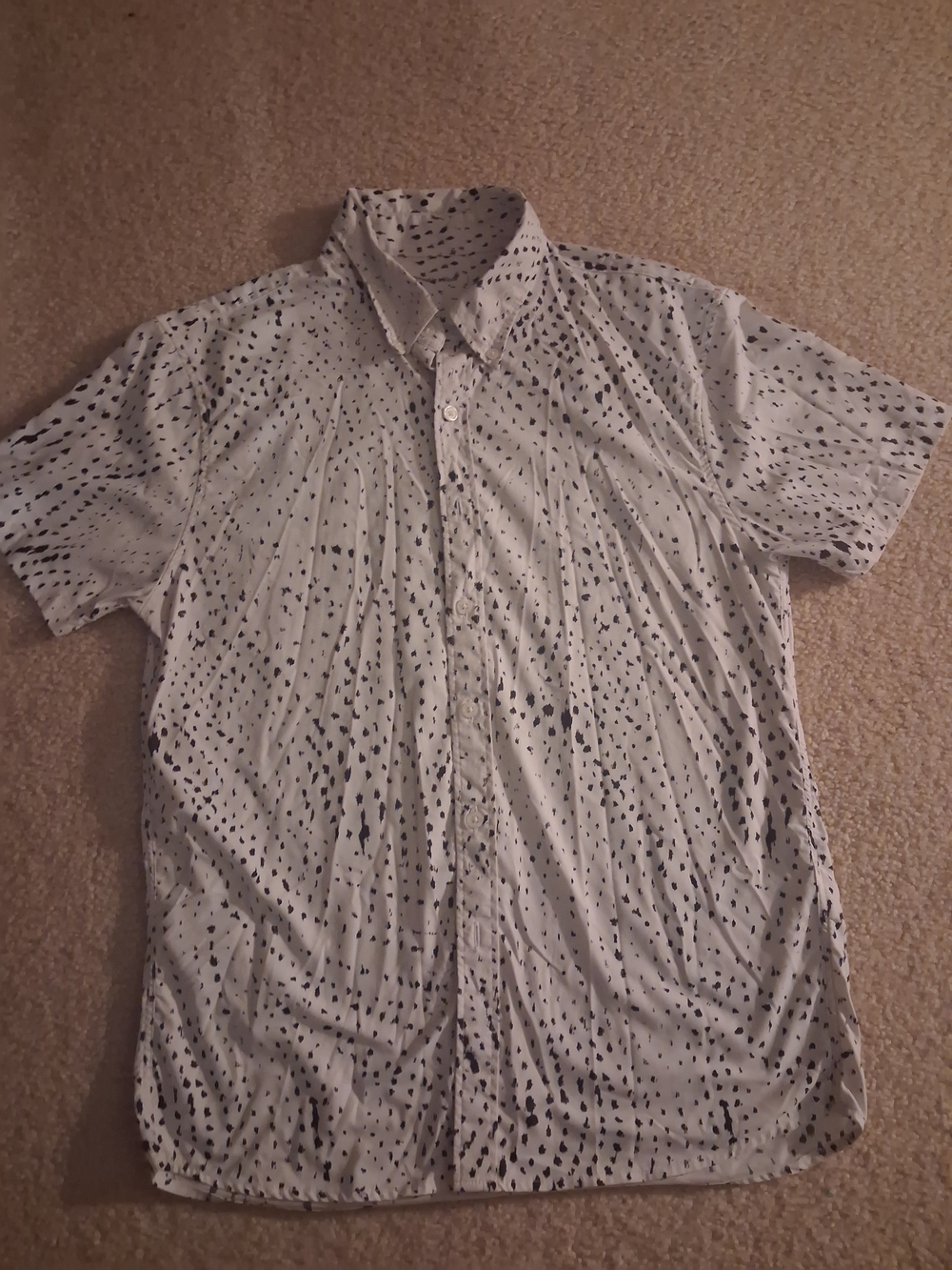 Abercrombie & Fitch White Short-Sleeve Button-Down with Black Speckle Print